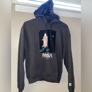 Hoodie , Size XS, grey color, worn 2 times.